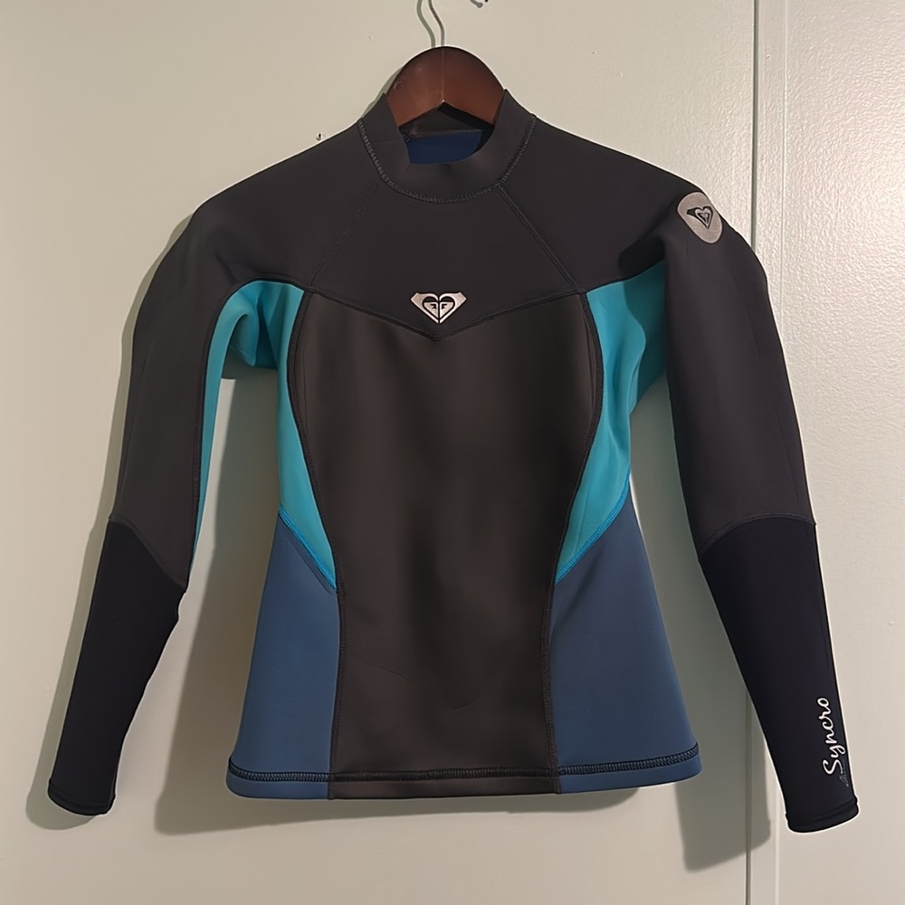 NEW Roxy Syncro Neoprene Rashguard (10)